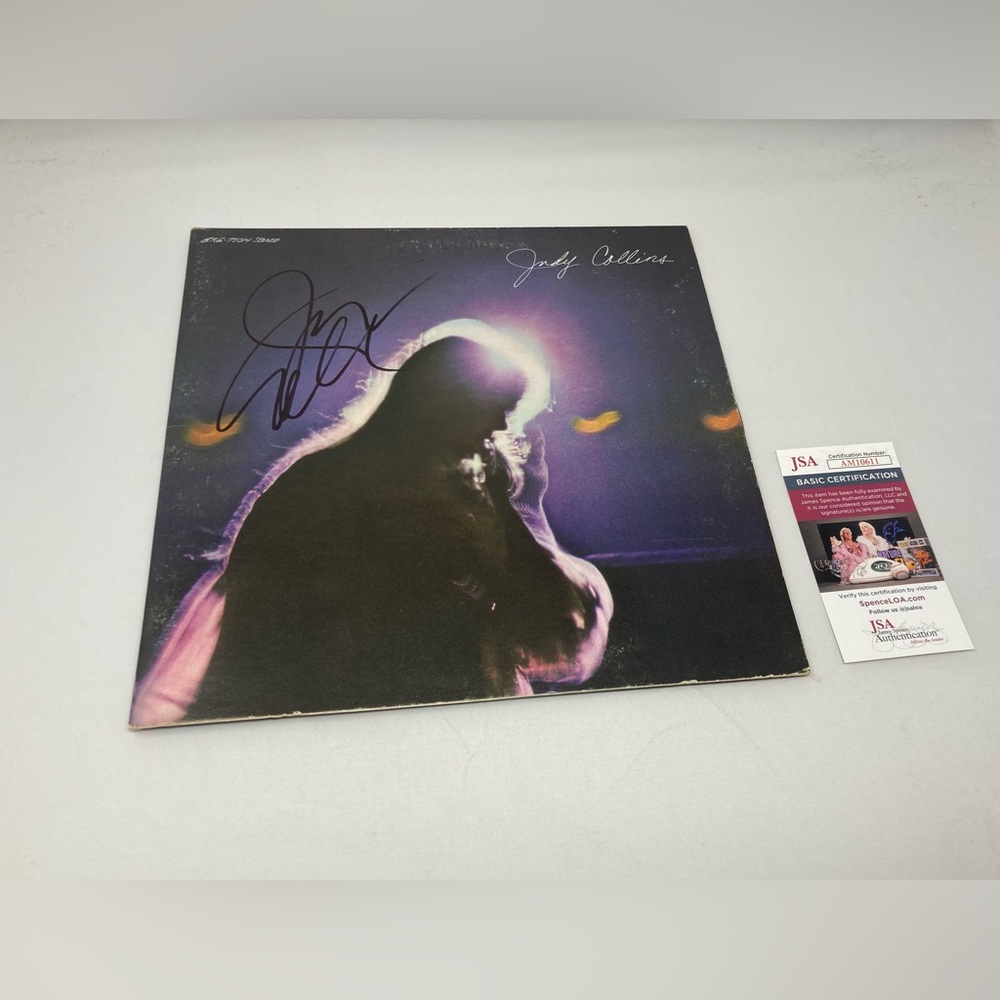 Judy Collins signed Living Album JSA COA